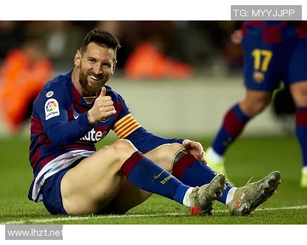 上帝对足球明星的赞美与批评揭示了他们的真实价值与人性光辉