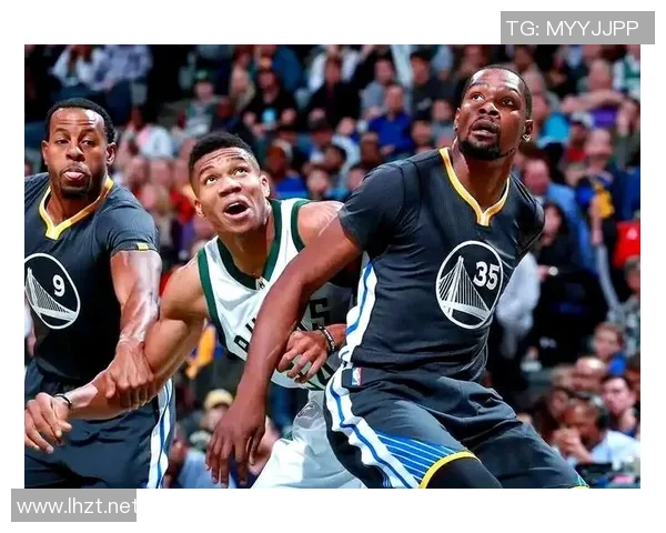 火箭与勇士七场激战回顾：巅峰对决的精彩瞬间与战术分析